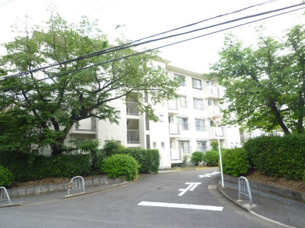 香里三井住宅Ａ－１４号棟(301)の物件外観写真